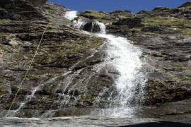 L'une des premières cascades du canyon - Pyrenees - Espagne